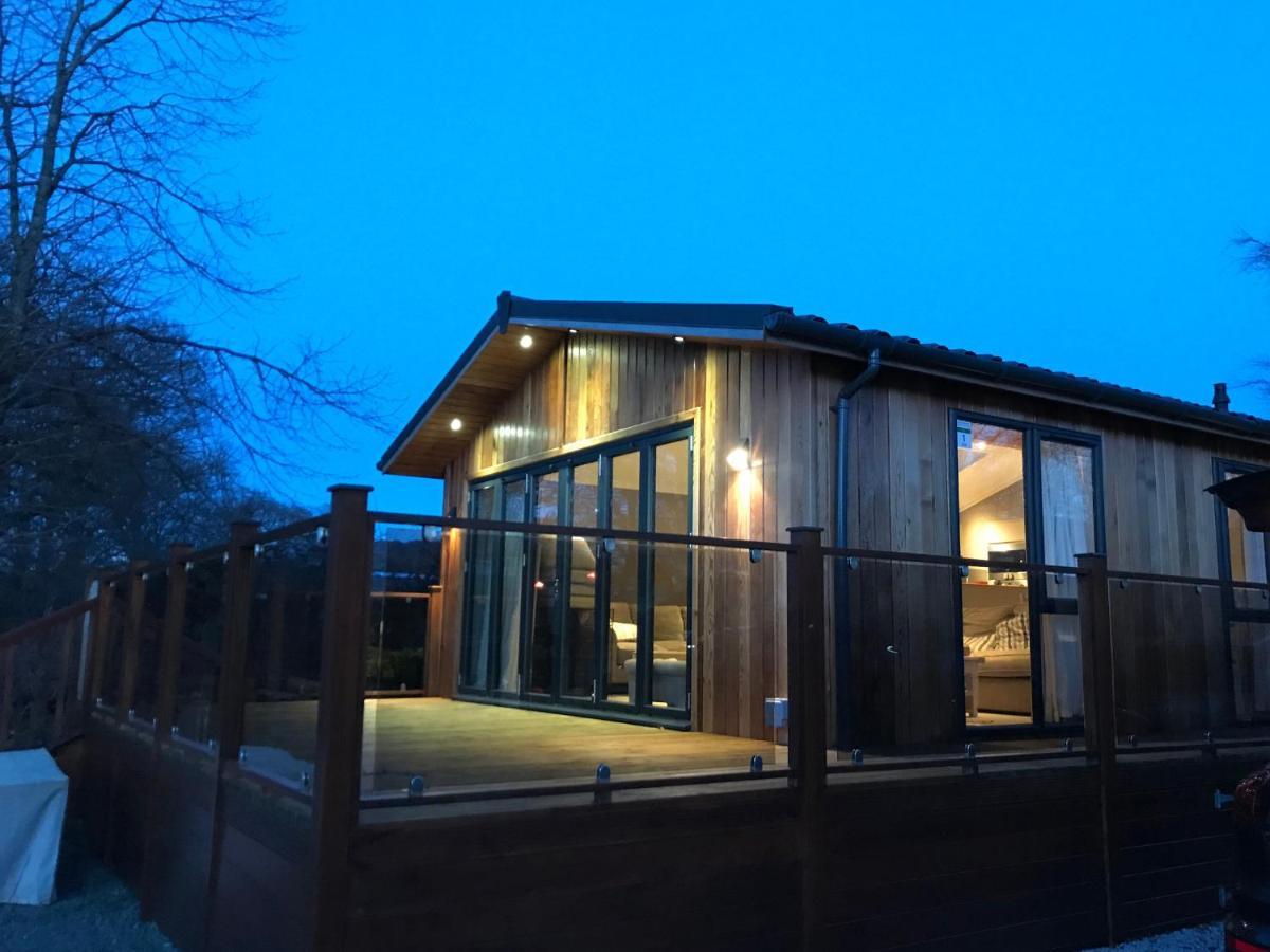 Loubi'S Lakeside Lodge Windermere Ngoại thất bức ảnh