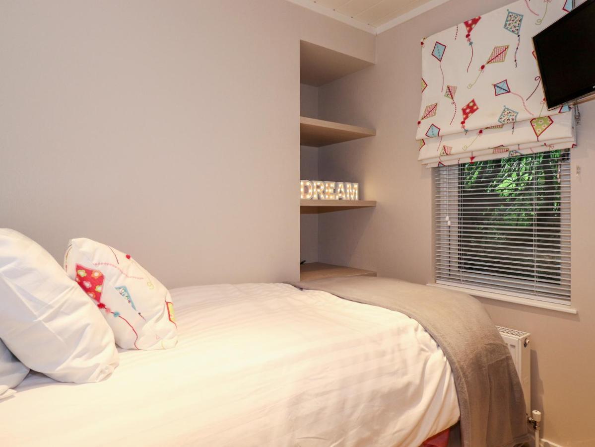 Loubi'S Lakeside Lodge Windermere Ngoại thất bức ảnh